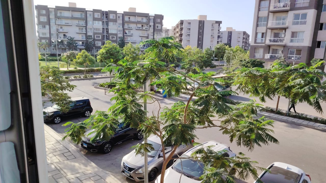 شقة في مدينتي 107 م2 للبيع كاش بحري تشطيب سوبر لوكس استلام فوري 5,600,000 ج 